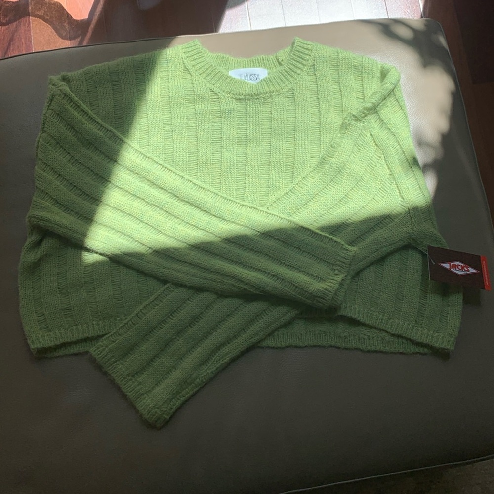 Light Green Ribbed Women's cropped Sweater